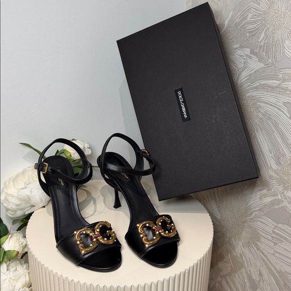 Dolce & Gabbana Black Leather Sandals with DG Embellishment - Picture 3 of 5